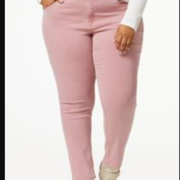 PLUS SIZE BLUSH SKINNY JEANS - Picture 1 of 9